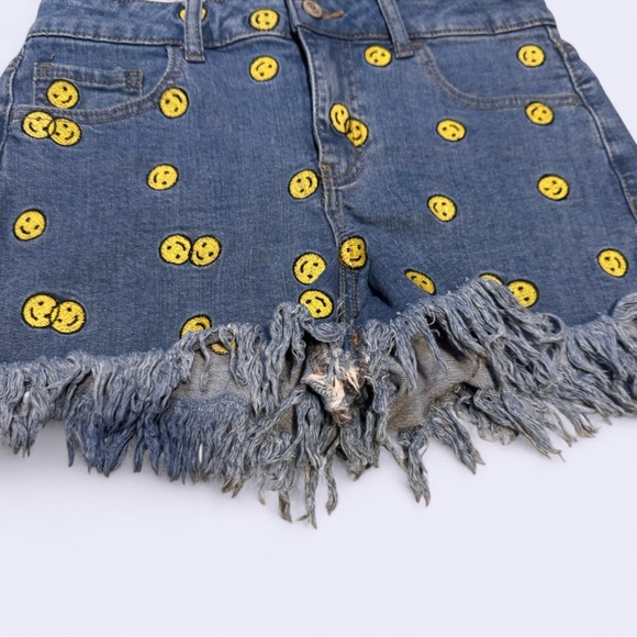 Altar’d State Light Blue Denim Shorts with yellow smiley faces size 27 - Picture 8 of 8